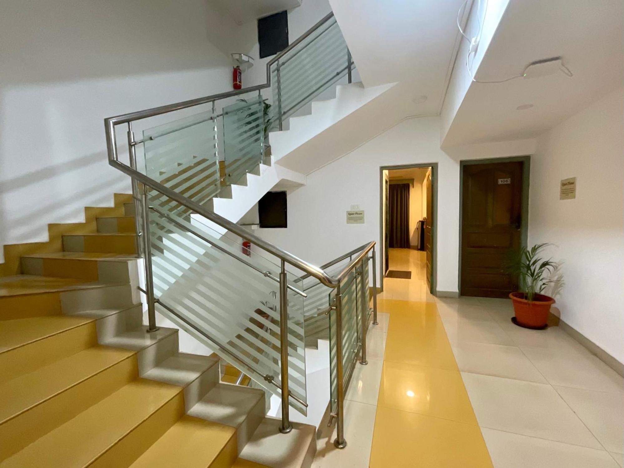 Nagas Hotel Satyavati Morjim Εξωτερικό φωτογραφία